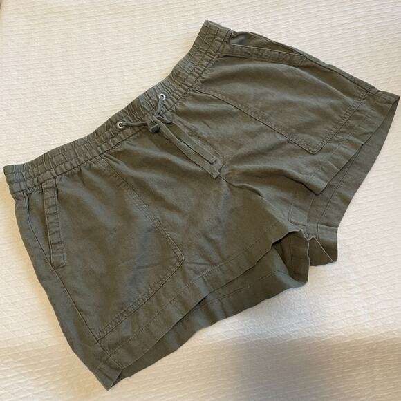GAP Army Olive Green Linen Blend Pull On Shorts Elastic Waist Drawstring Size L - Picture 2 of 8